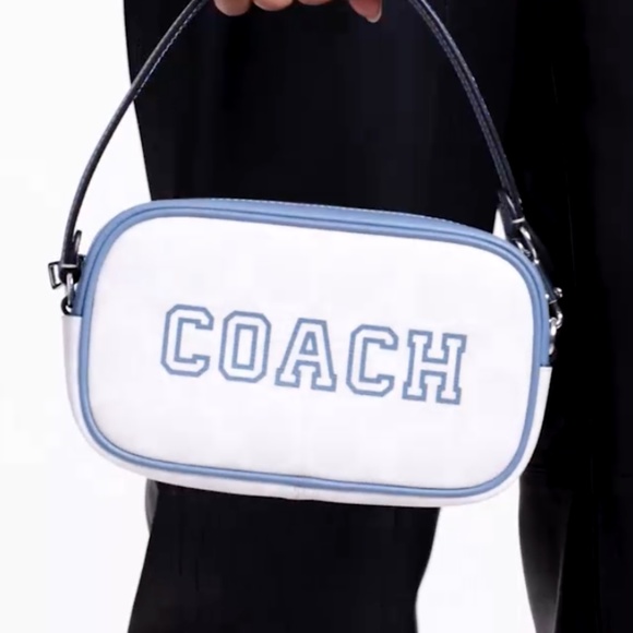 NEW Coach Jamie Wristlet In Signature Canvas With Varsity Motif - Picture 14 of 14